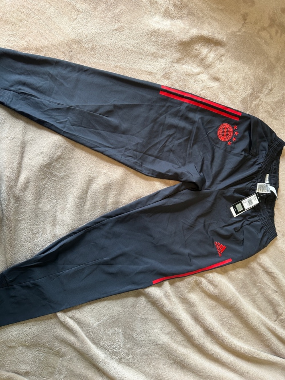 Adidas FC Bayern München Original Woven Training Pants Navy Red NWT Size M